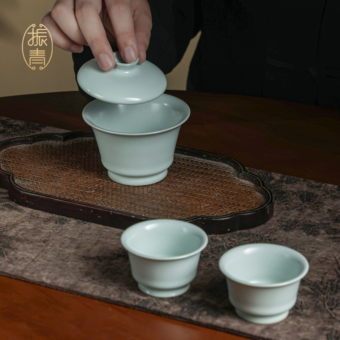 汝窑盖碗茶具套装家用景德镇高端功夫茶具手工青瓷马蹄茶组礼盒装