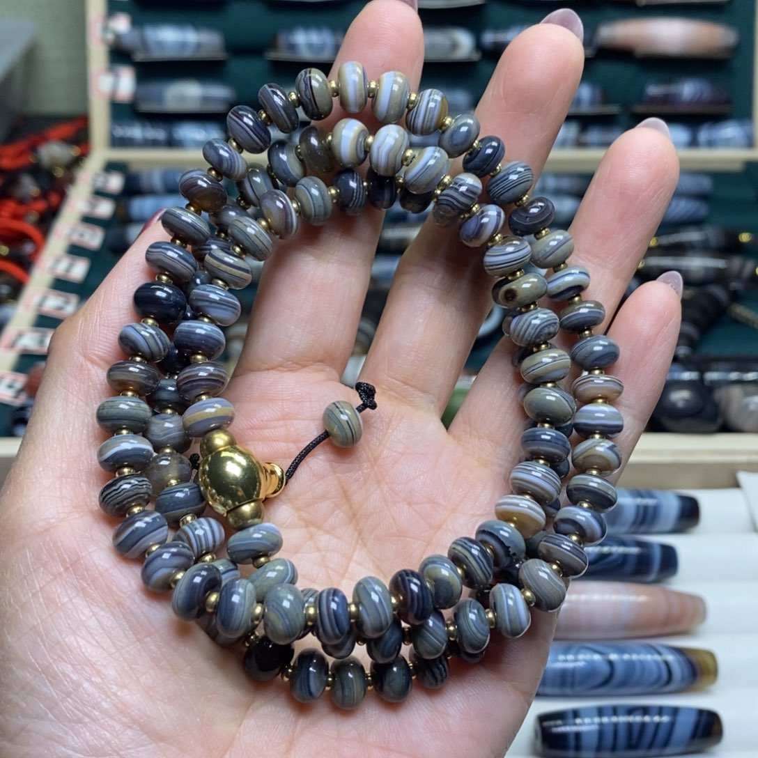 玛瑙/玉髓未镶嵌珠宝半成品