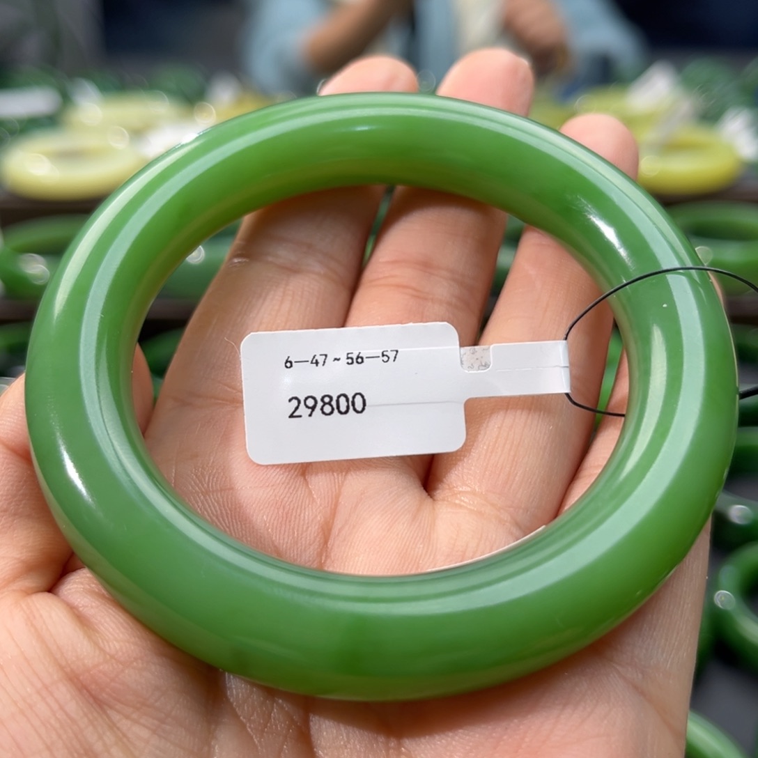 和田玉（碧玉）手镯未镶嵌