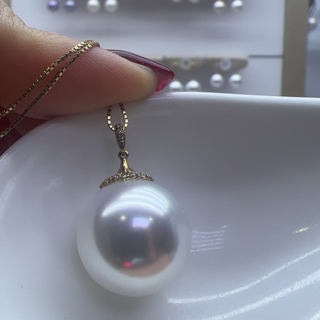 淡水珍珠吊坠(赠链)18K金镶嵌
