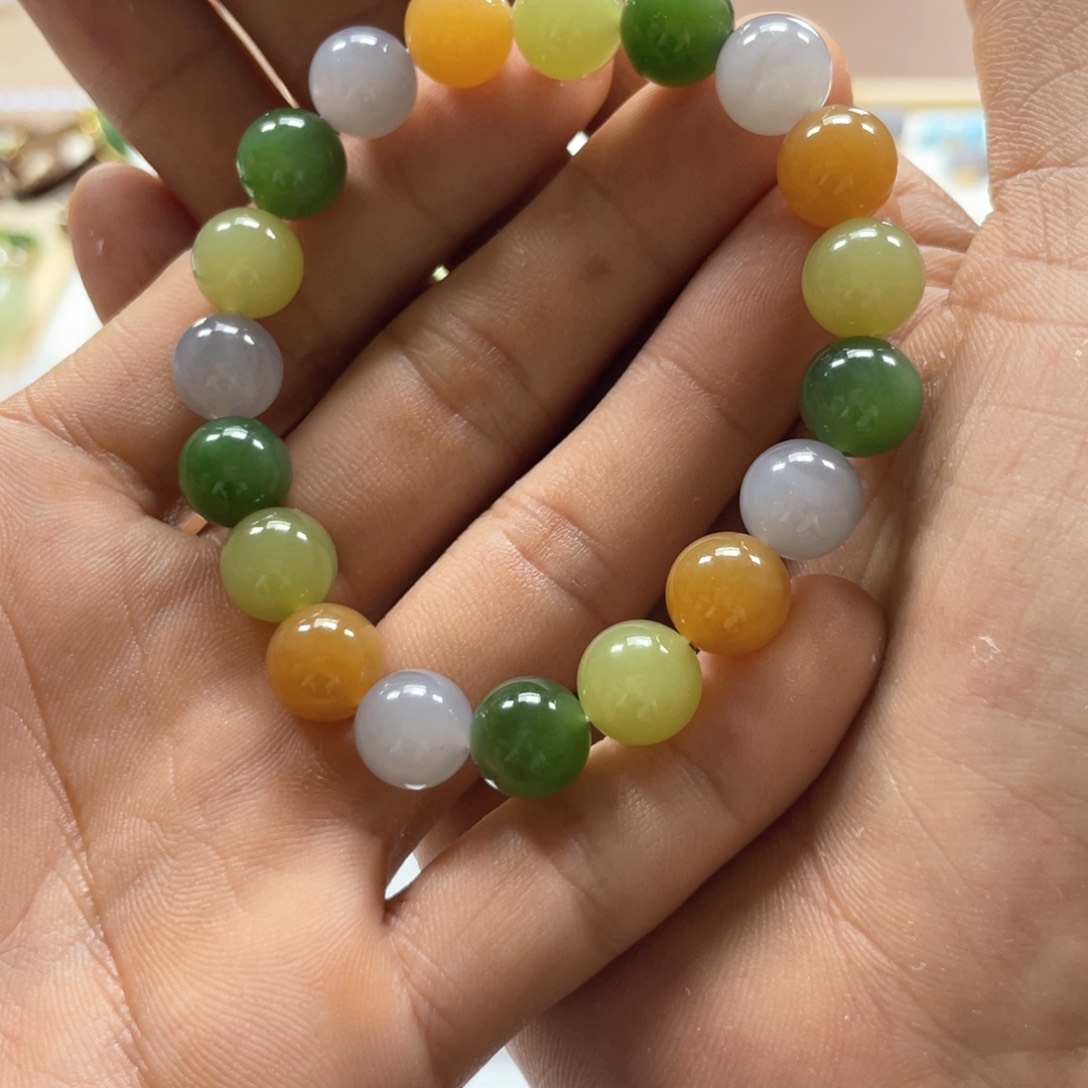 和田玉未镶嵌挂件笑**啦