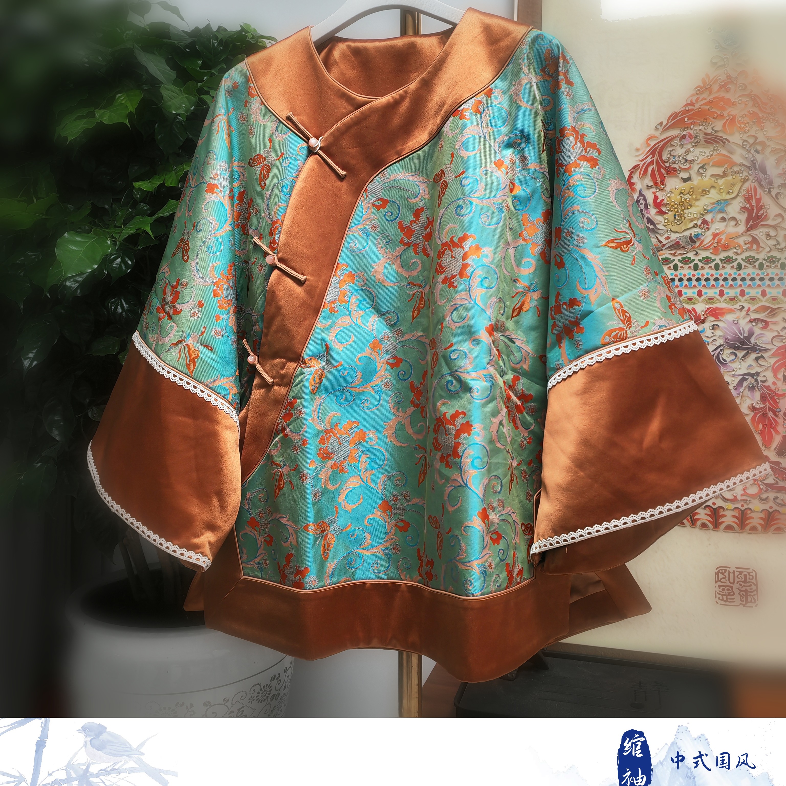 中式圆领真丝蜀锦棉衣二等品