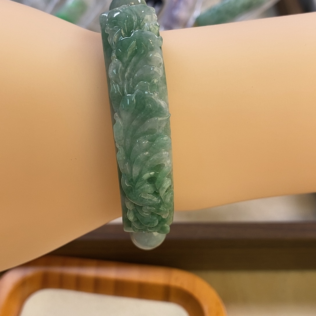 翡翠未镶嵌手链5562