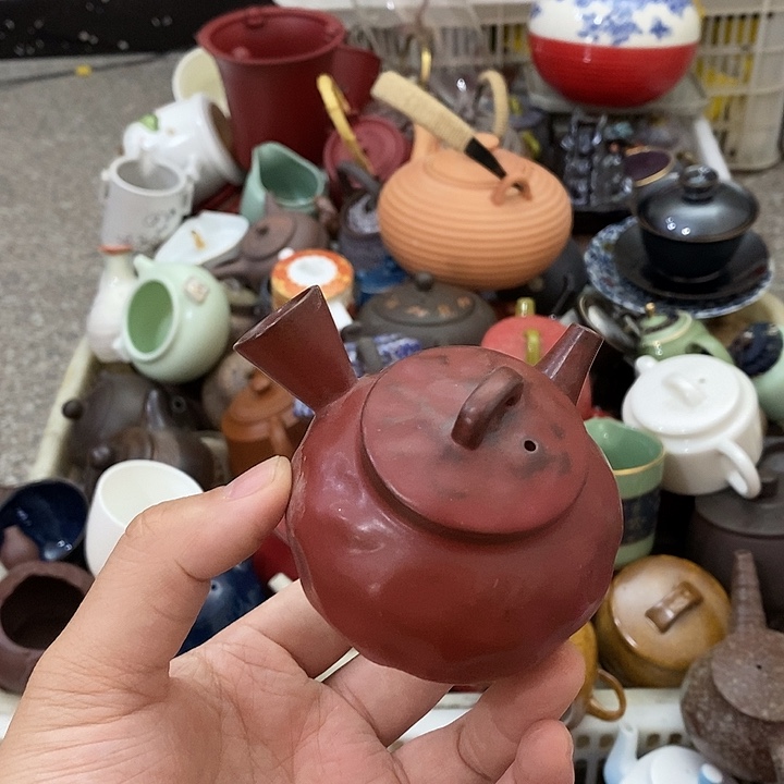 陶瓷艺术品及陶瓷壶