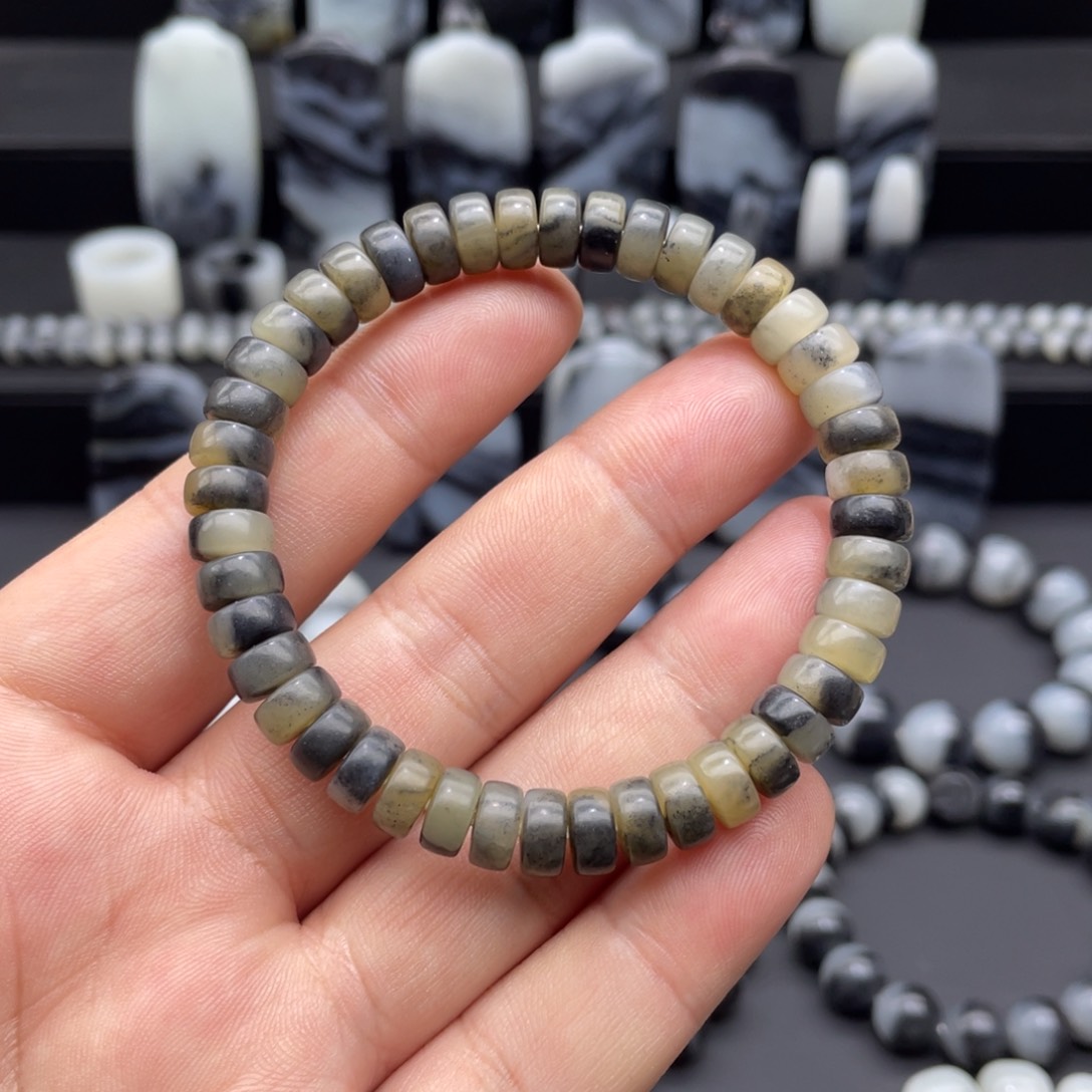 和田玉手串未镶嵌