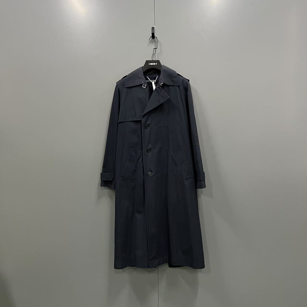 95新 Balenciaga/巴黎世家 （ll） 巴黎世家 藏青色大衣 50码