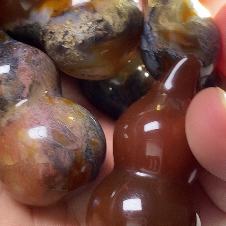 练***生玛瑙/玉髓未镶嵌吊坠(赠链)