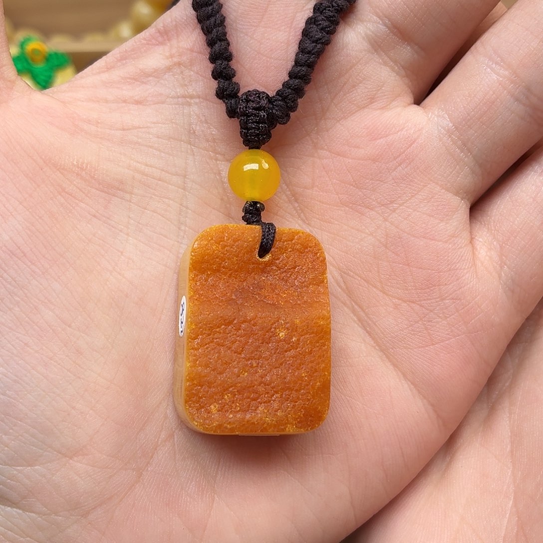 夏***冰蜜蜡未镶嵌裸石蜜蜡