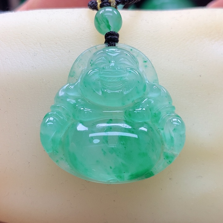 石英质玉颈饰未镶嵌