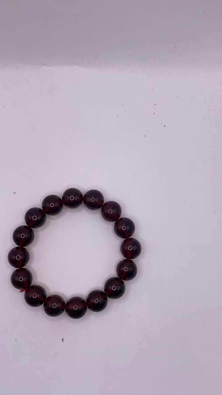 YY23【恒利】精美时尚大气搭配手串（多样性发其一）