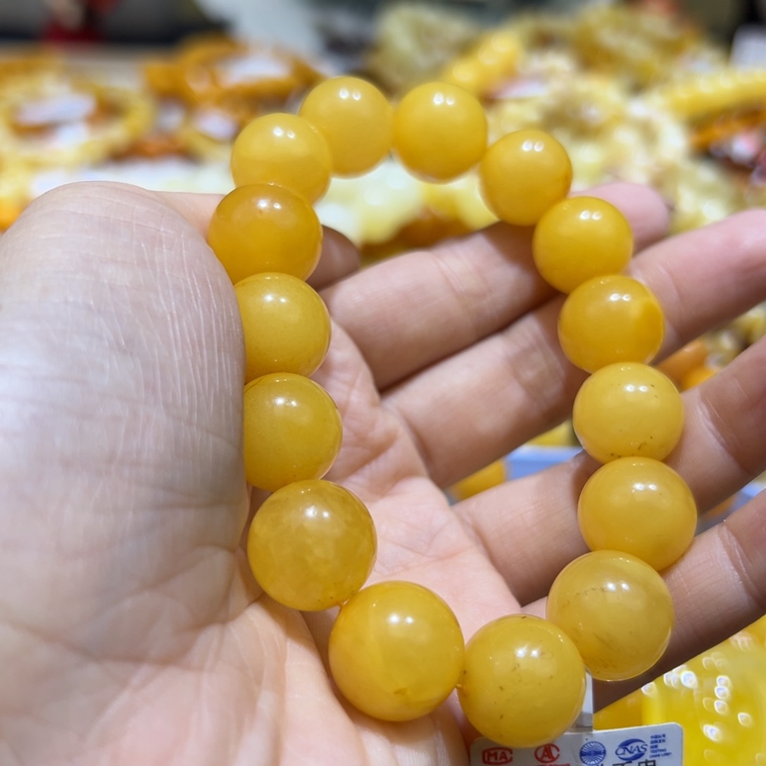 琥珀珠宝奇石未镶嵌