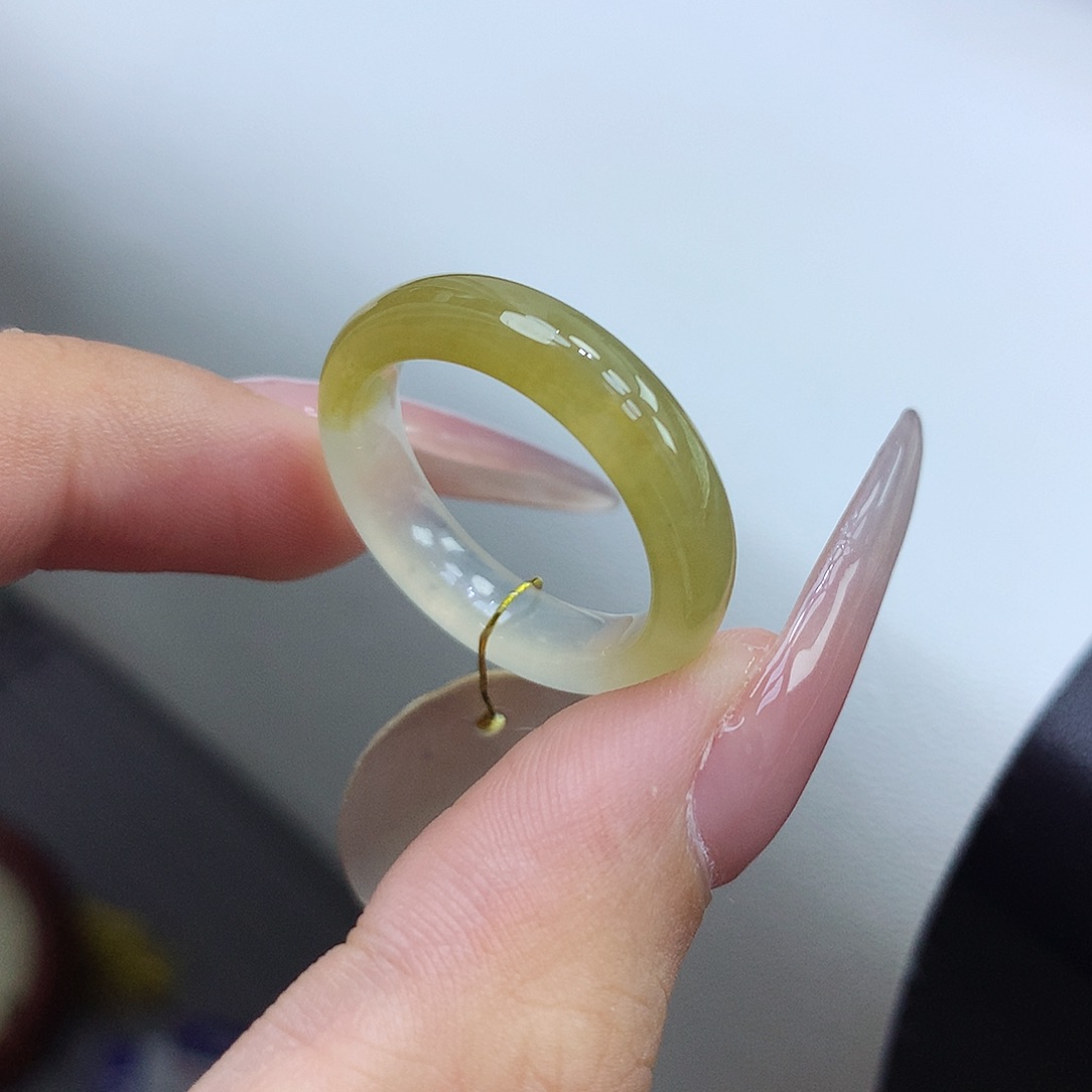 翡翠戒指未镶嵌18圈