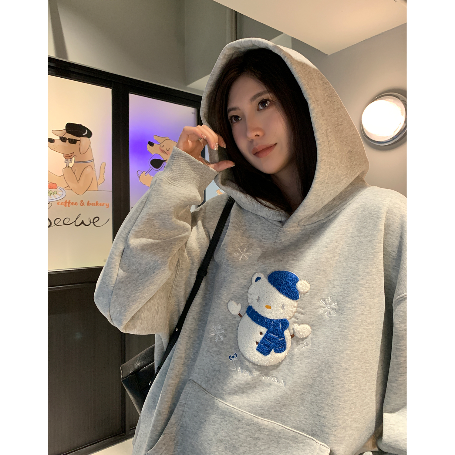 阿一 云暖kt雪人 400g高克重奥利绒连帽卫衣女秋冬加绒卡通外套