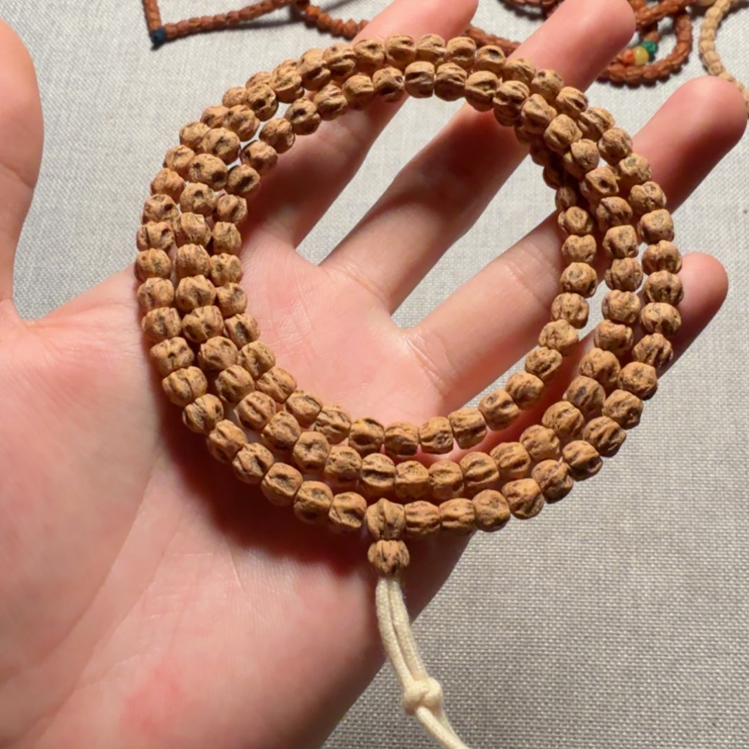 【闪购商品】柏香籽/百香籽吊坠