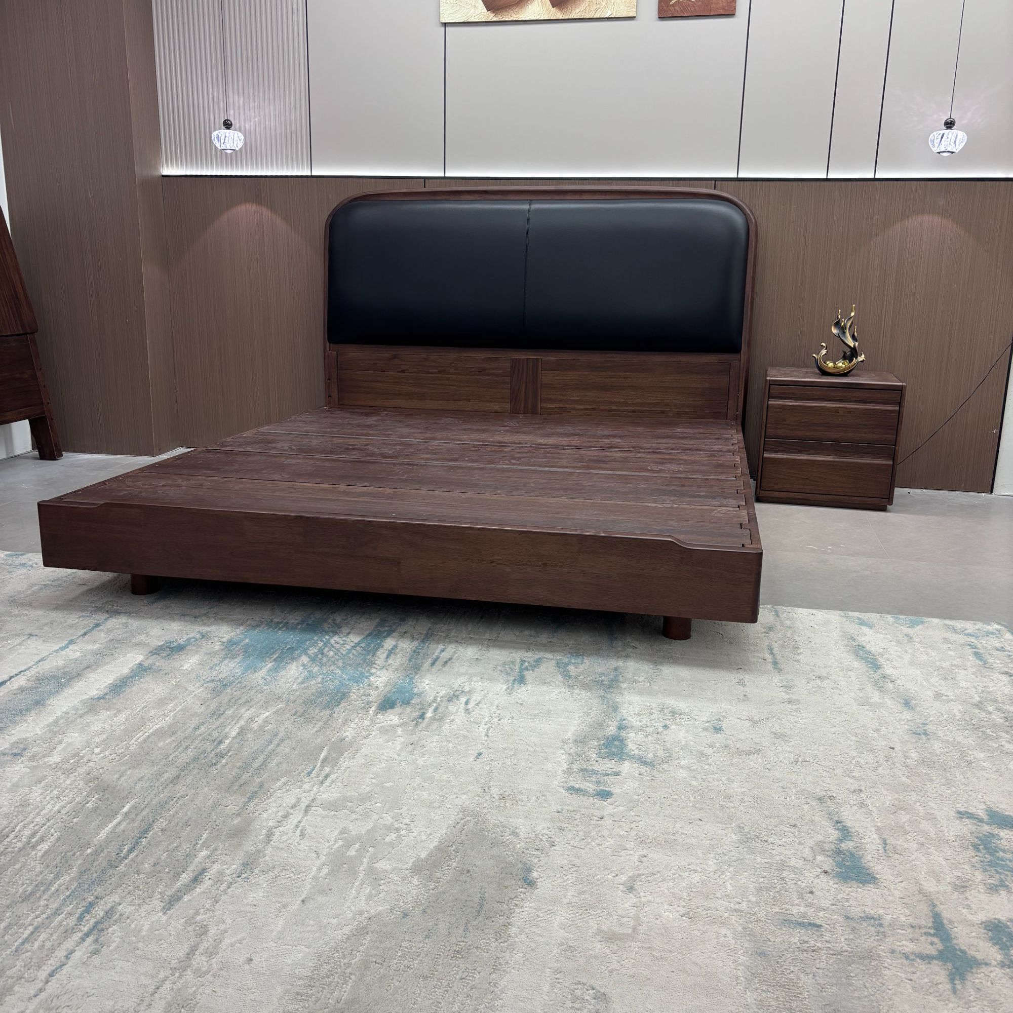 001#南美胡桃悬浮床主卧婚床轻奢香奈儿真皮简约家用带灯带款