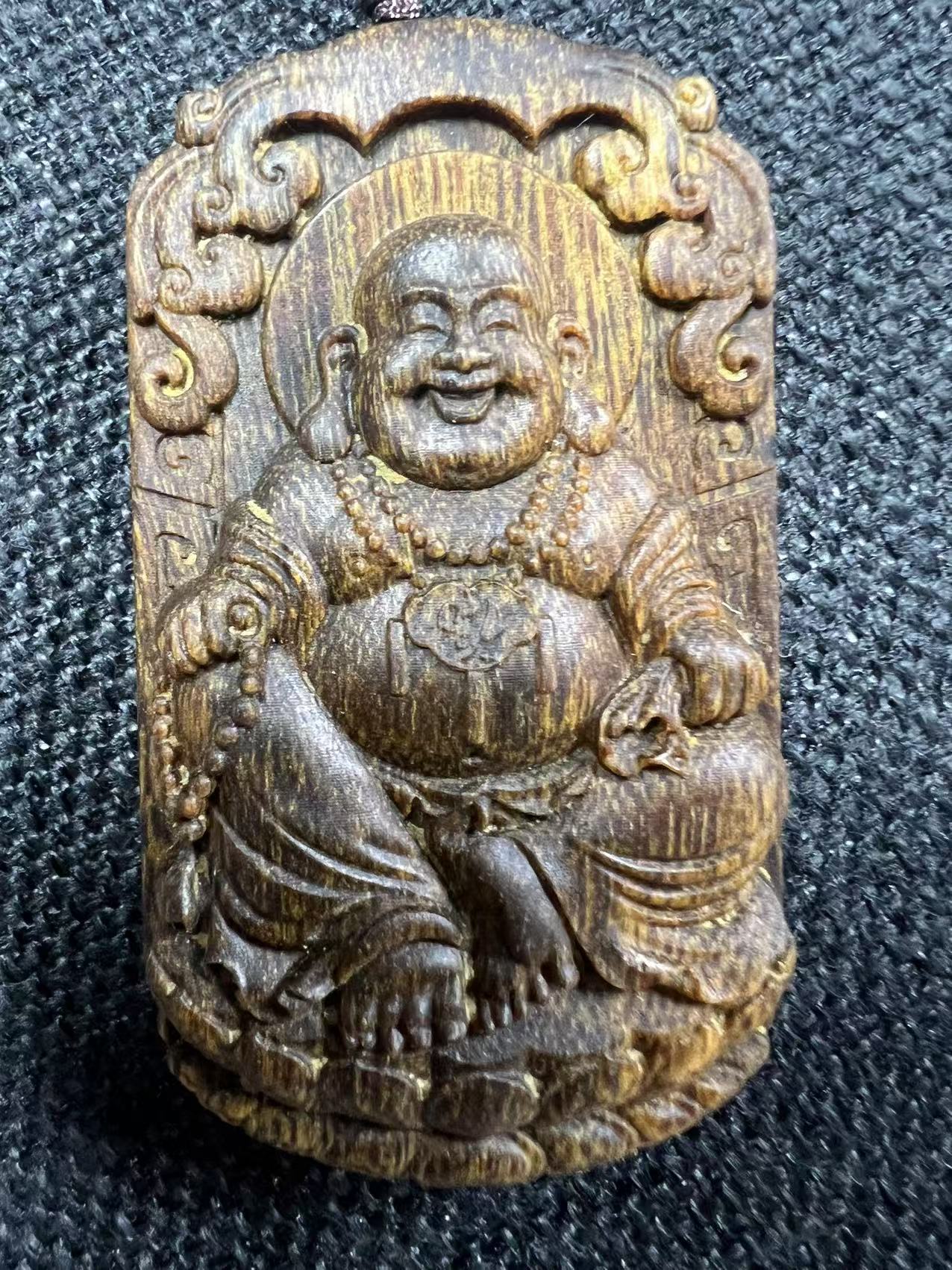 DYA58 柬埔寨黄棋弥勒吊牌