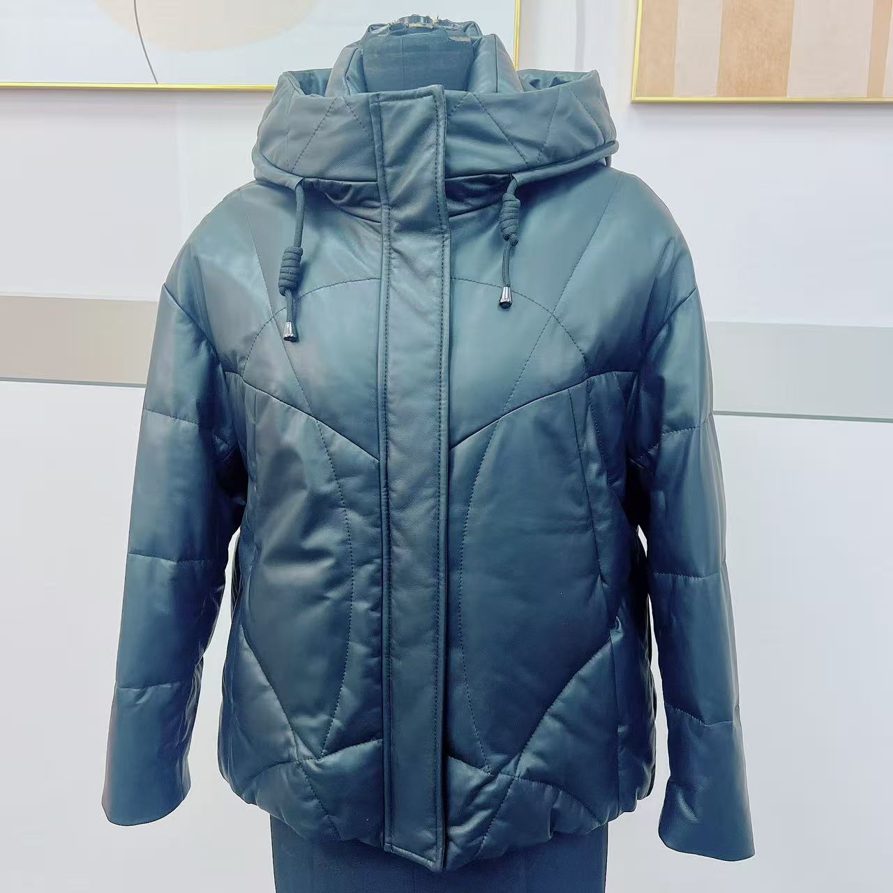 绵羊皮皮衣鹅绒女装外套 26825 冬季羽绒服休闲真皮保暖短款女款