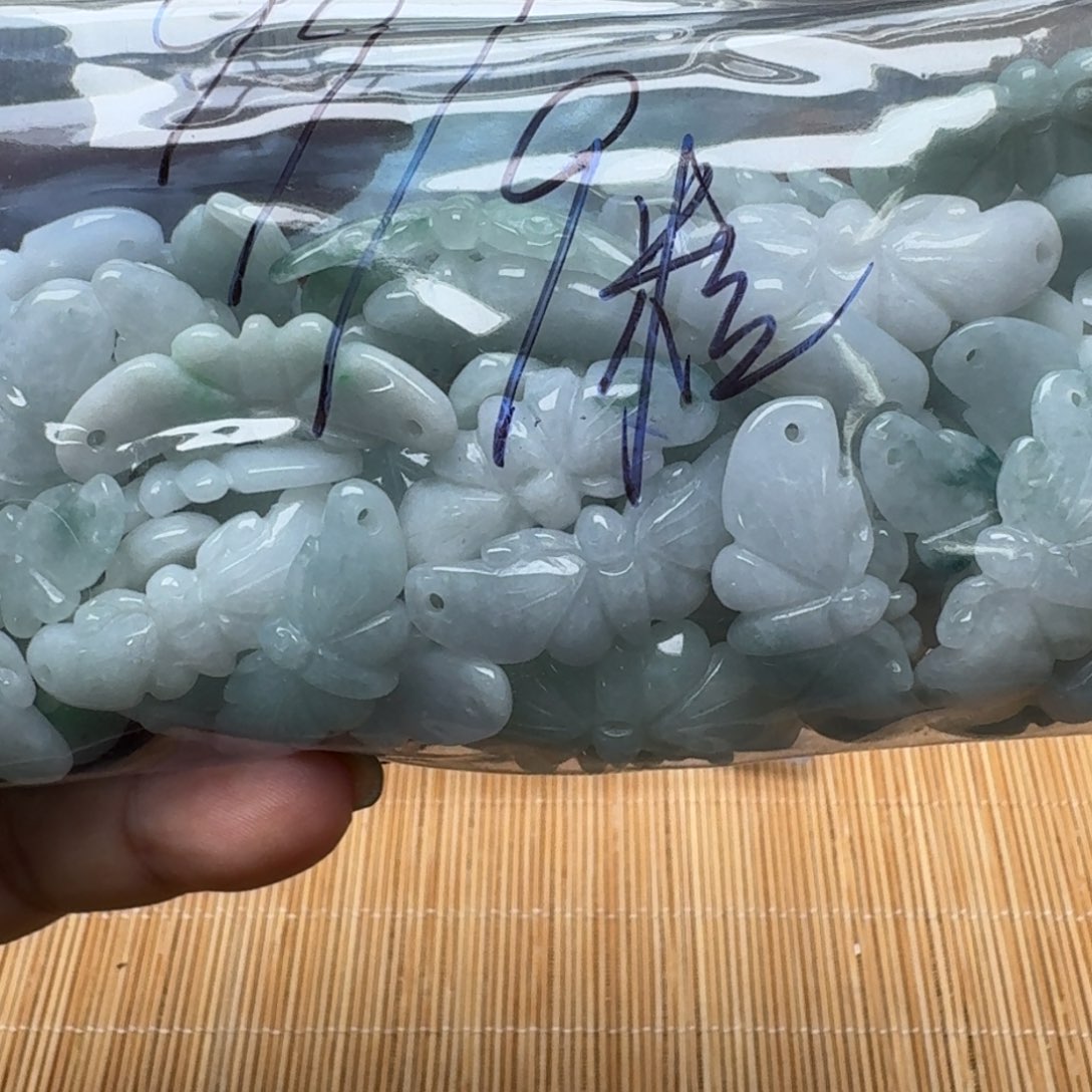翡翠挂件未镶嵌福利