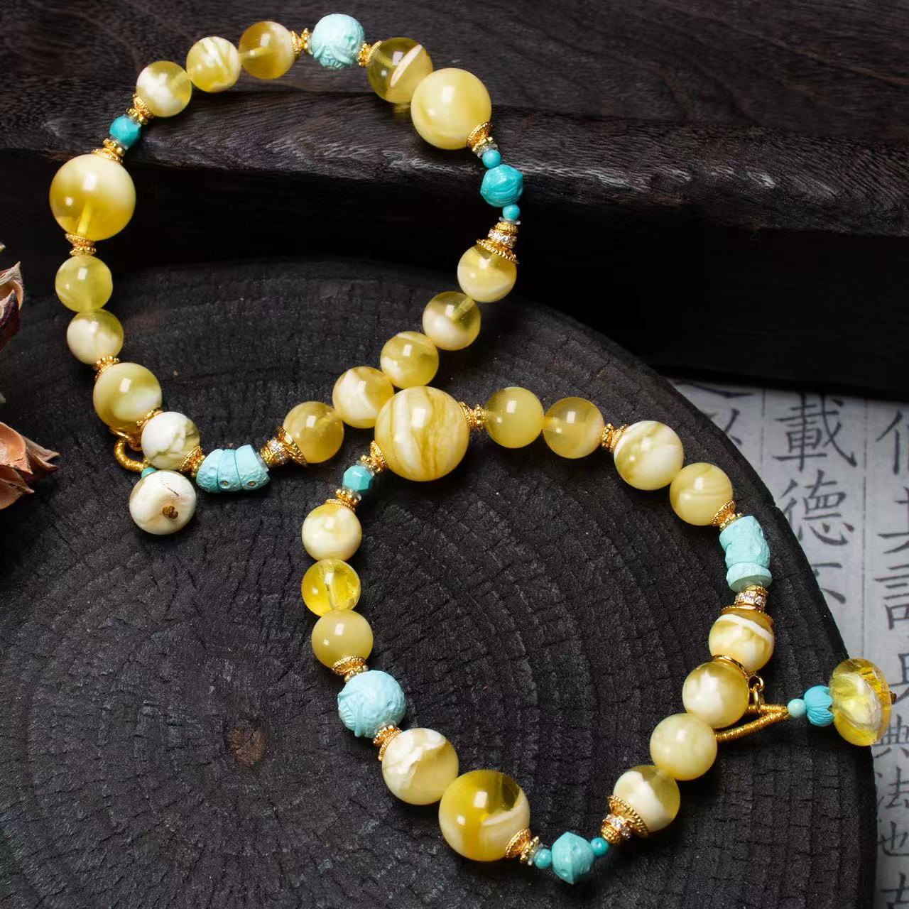 【壹芳珠宝】天然原矿琥珀微粉金妖白大小珠8-12mm（多样性发货一件）