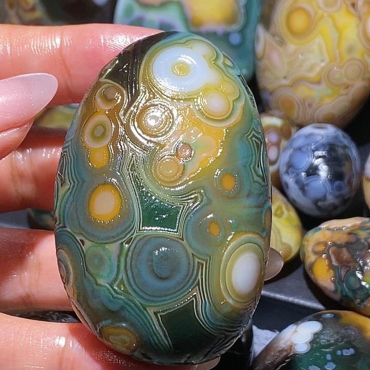 玛瑙/玉髓未镶嵌珠宝奇石87