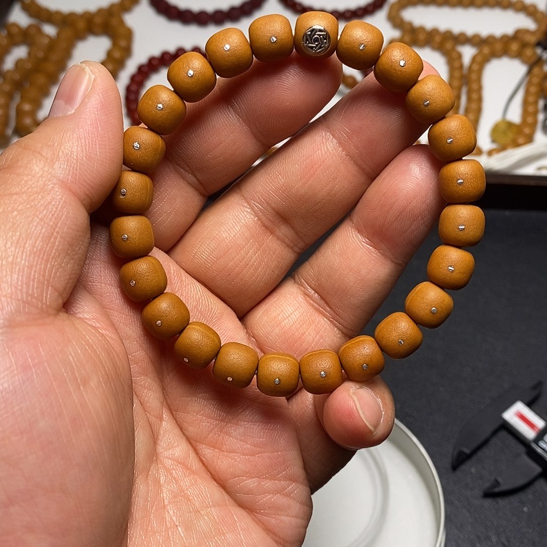 手串猴头核桃全品9左右满天星76号