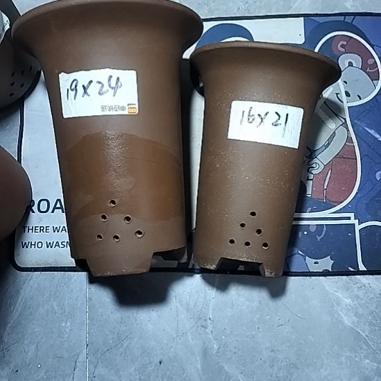 紫砂兰花盆两个紫砂