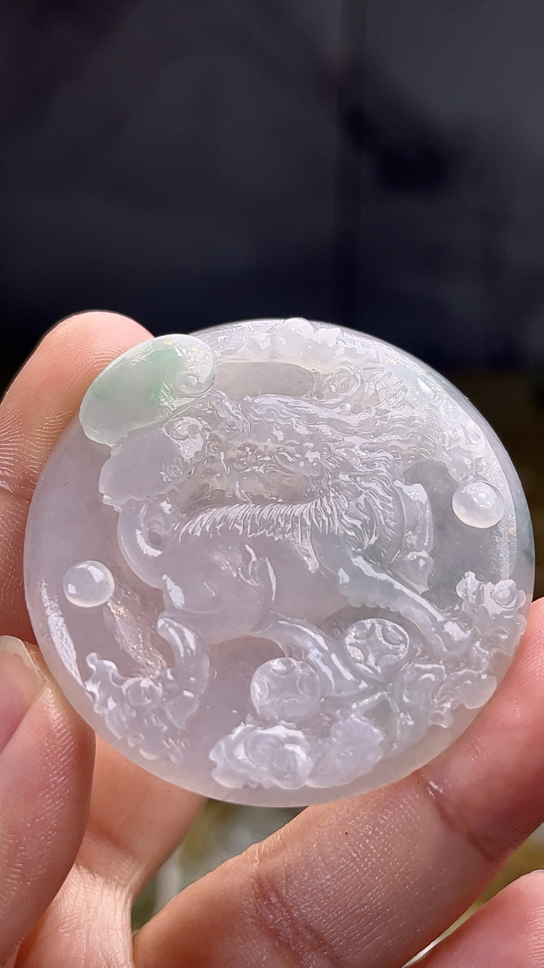 天然缅甸翡翠冰飘绿花麒麟牌毛货买断需抛光尺寸48-6.5