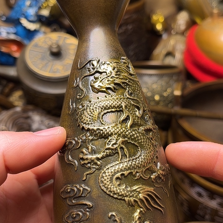 精美铜器批发档口