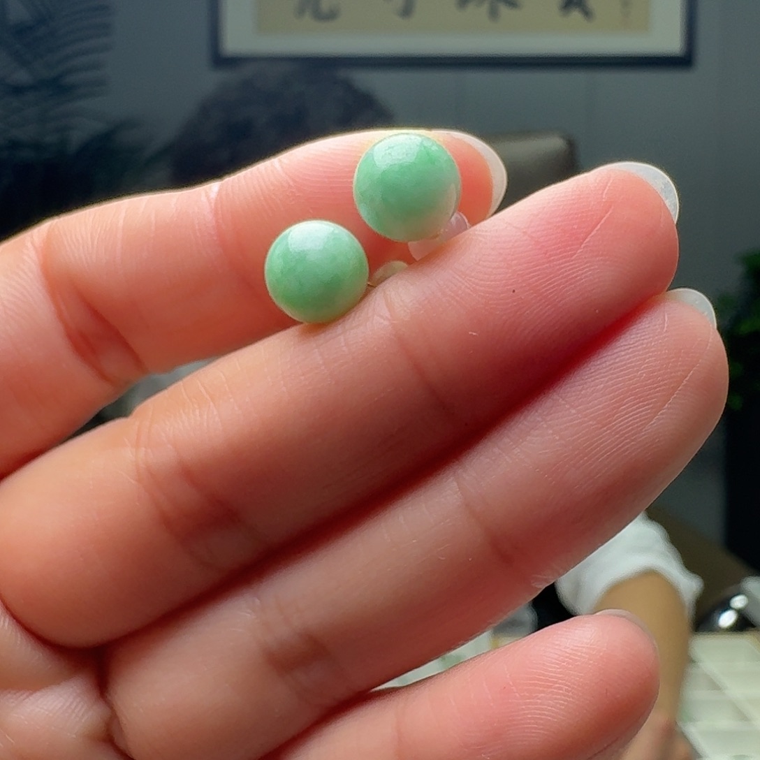 翡翠18K金镶嵌耳饰天然