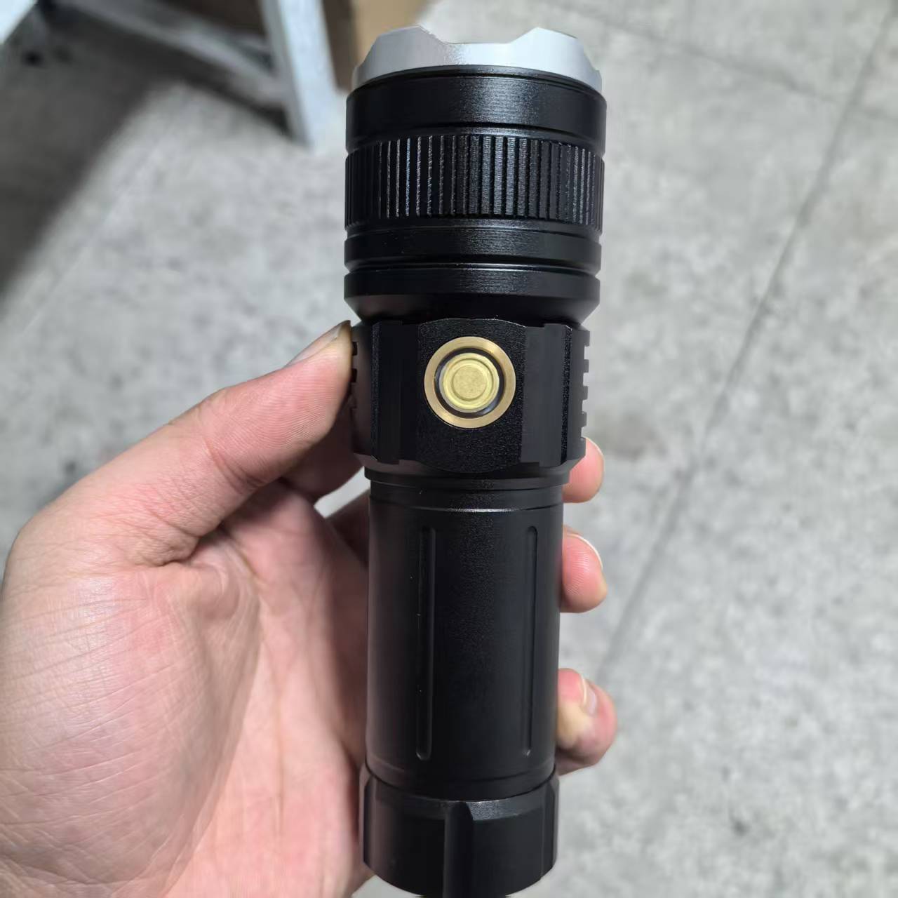 Q09【性价比超高】26650专业强光多功能手电筒铝合金高续航