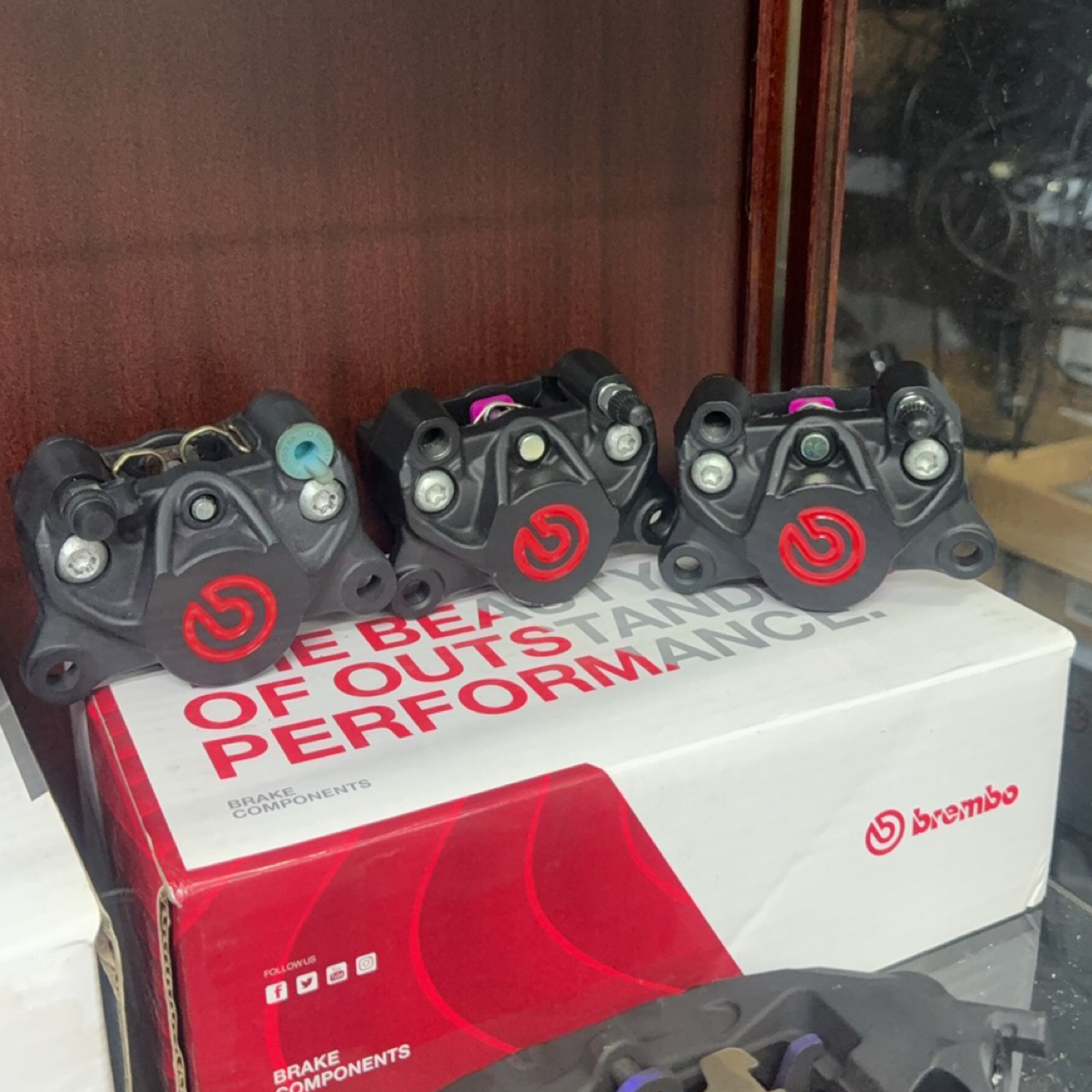 布雷博三代小螃蟹卡钳电摩改装适用于九号等车型