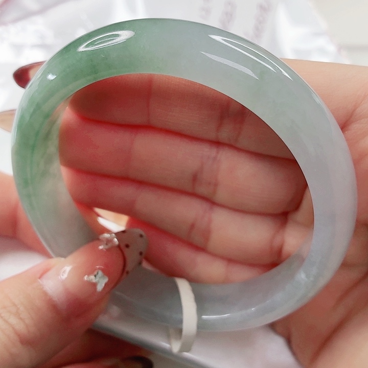 翡翠未镶嵌手镯58.7x532