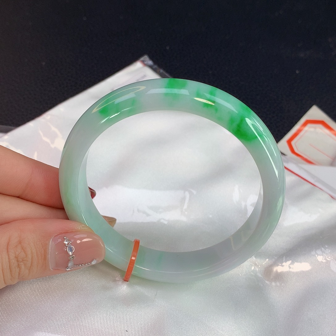 翡翠手镯未镶嵌天然A货翡翠015