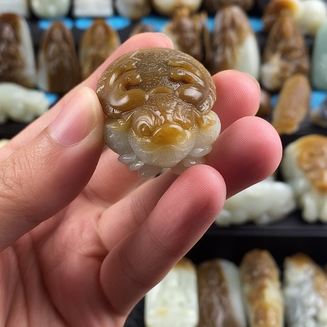 和田玉挂件铂Pt950镶嵌