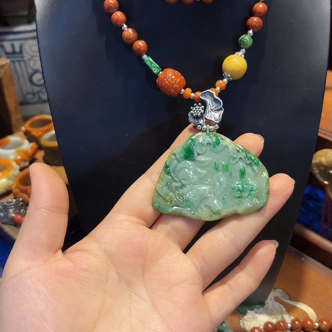 翡翠颈饰未镶嵌原创