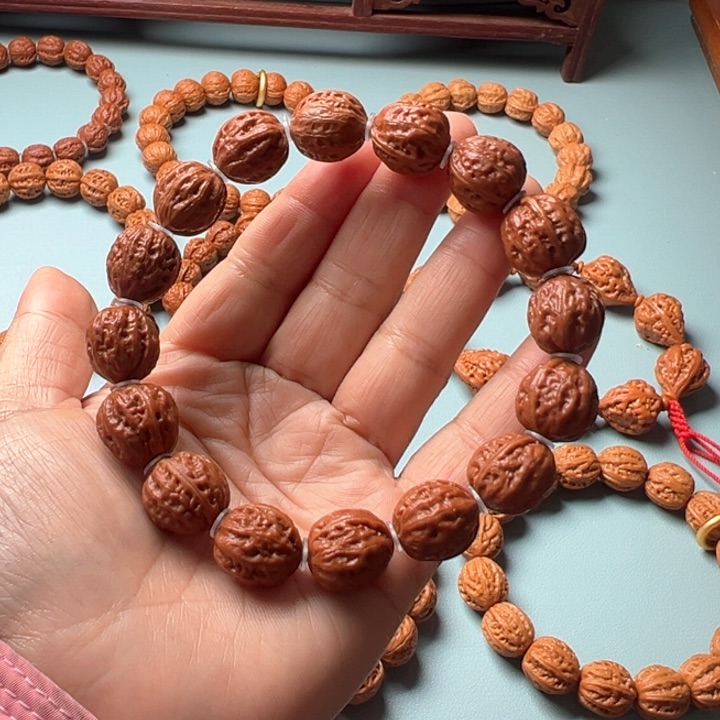 文玩核桃吊坠火****装野生小核桃