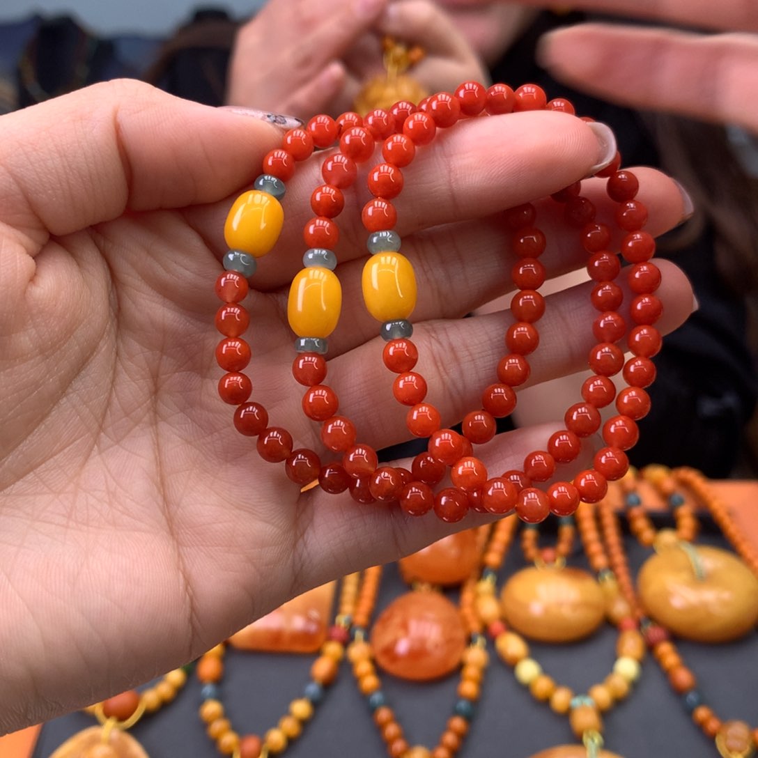 南红玛瑙手串未镶嵌多样性发一