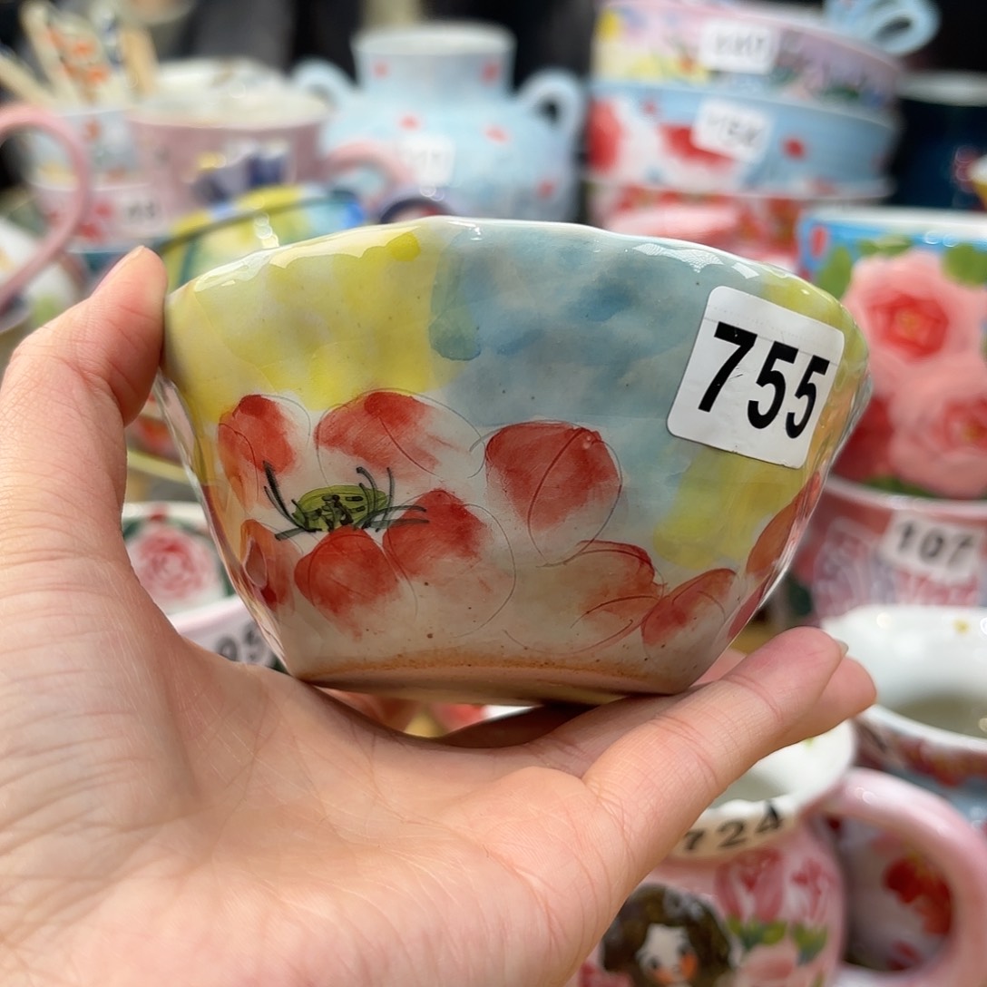 瓷片兔兔盖茨。兔兔好