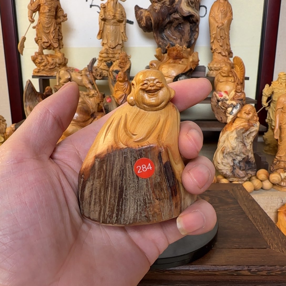 崖柏小木匠艺雕一物一拍