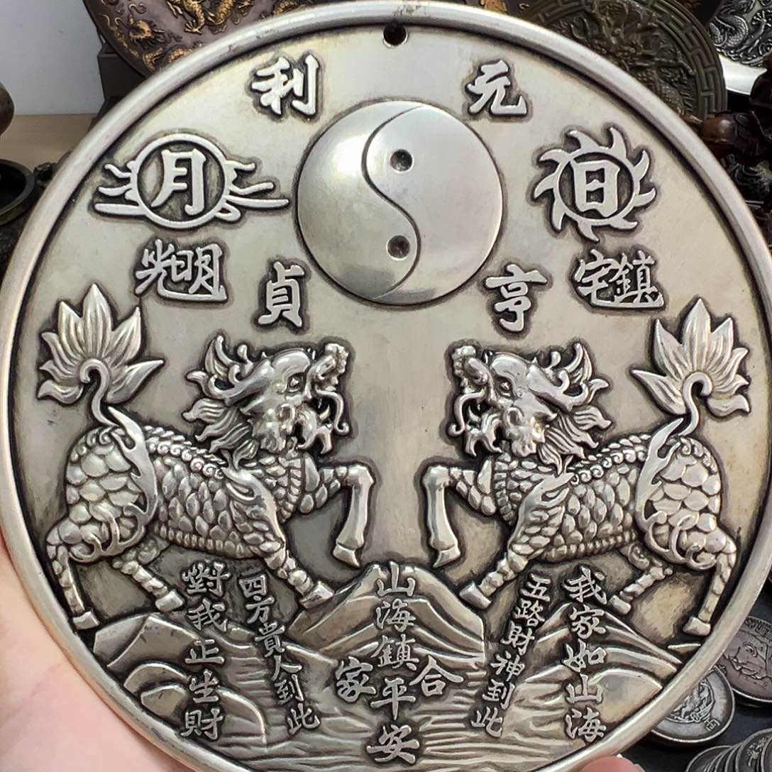 北***！金属复古风格摆件