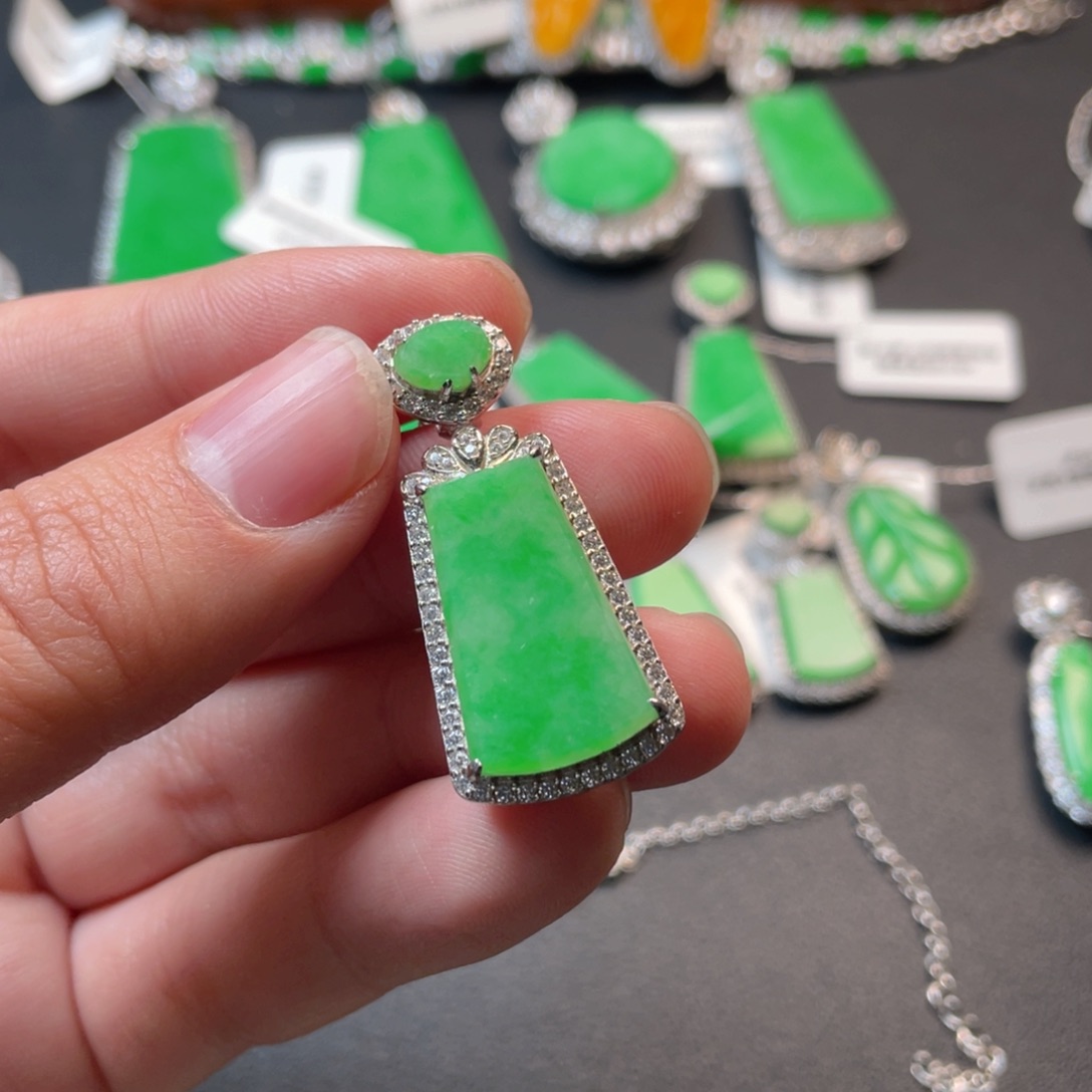 翡翠吊坠(不含链)银S925镶嵌