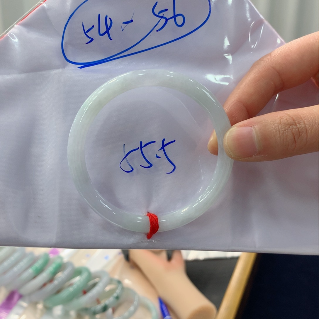 翡翠手链未镶嵌买断