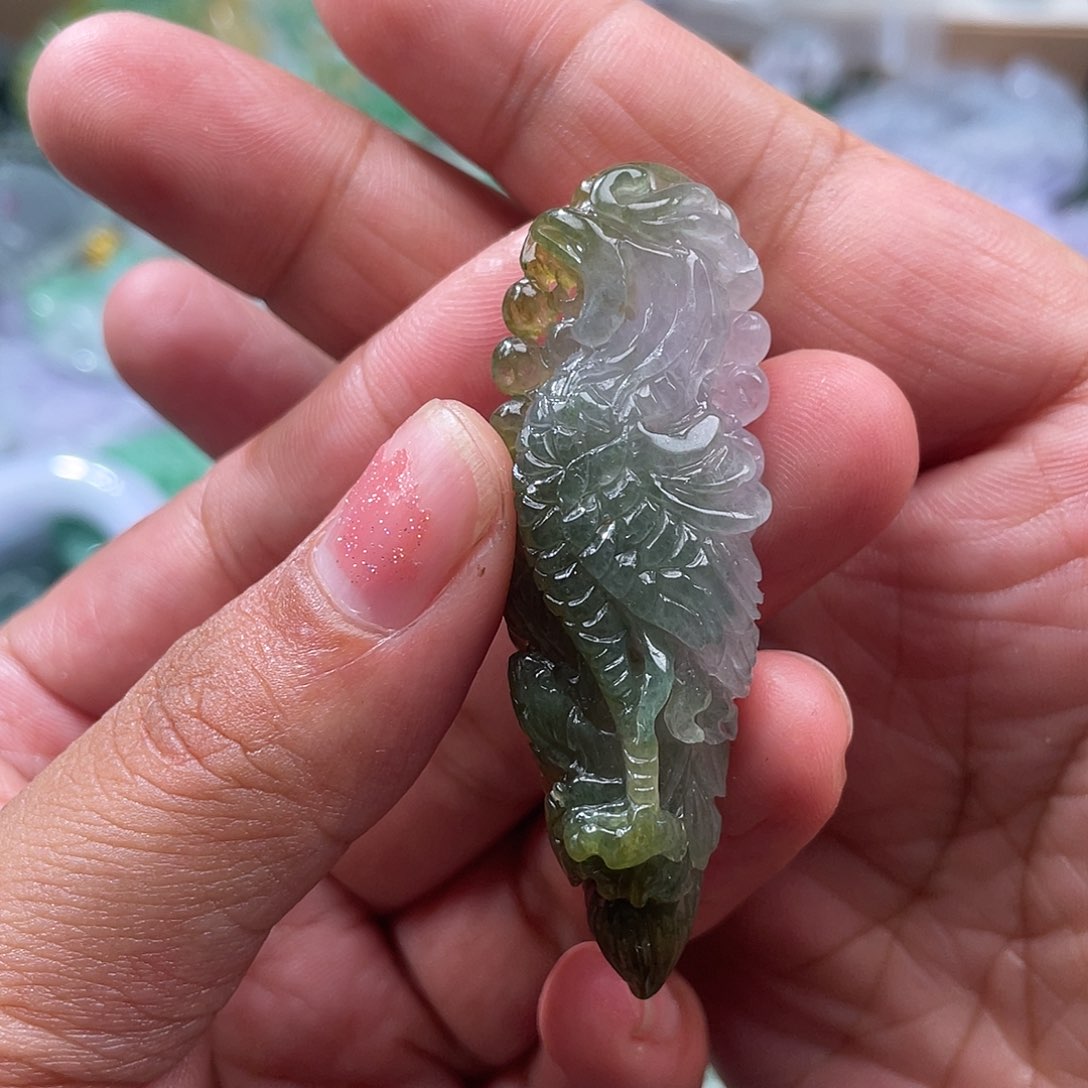 翡翠未镶嵌颈饰翡玉缘翡翠