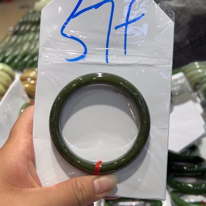 和田玉（糖玉）手镯未镶嵌