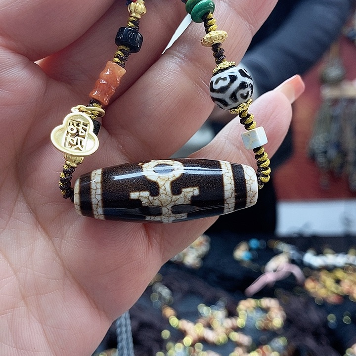 玛瑙/玉髓颈饰合金