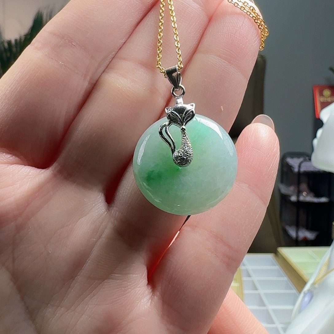 翡翠吊坠(赠链)银S925镶嵌天然