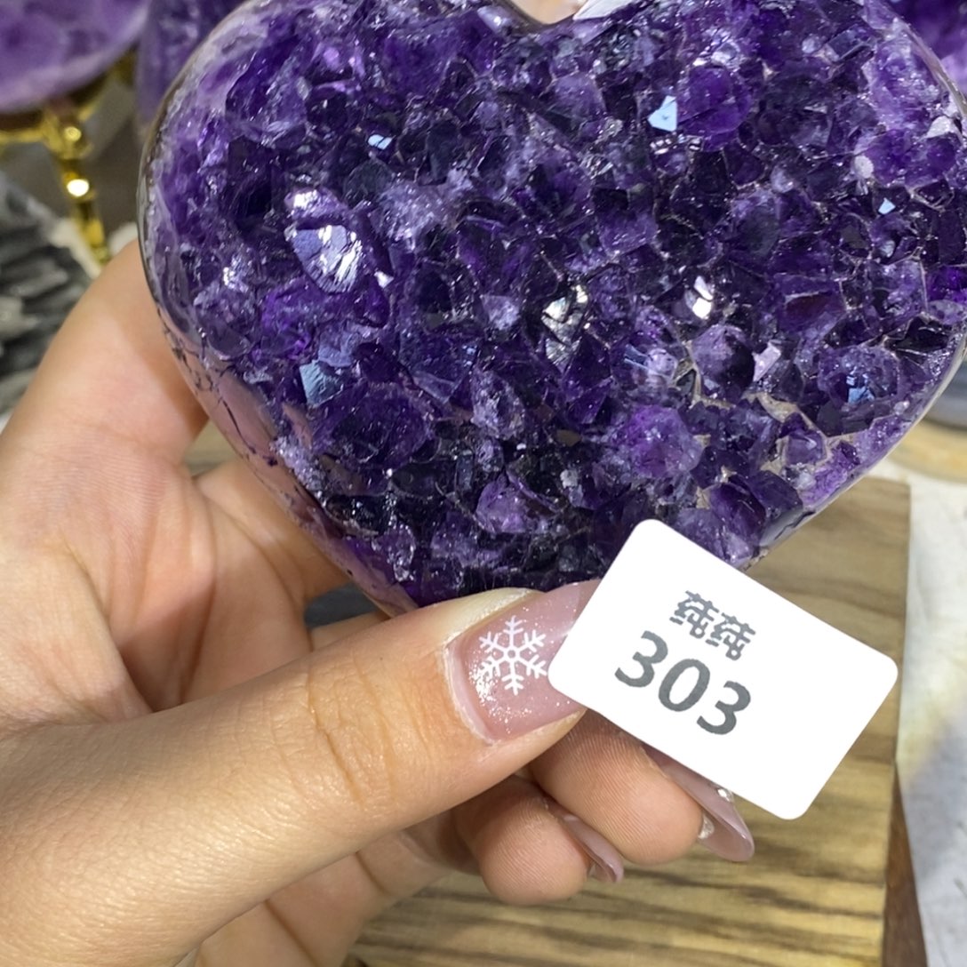 大型摆件（非配饰）紫晶未镶嵌爱心