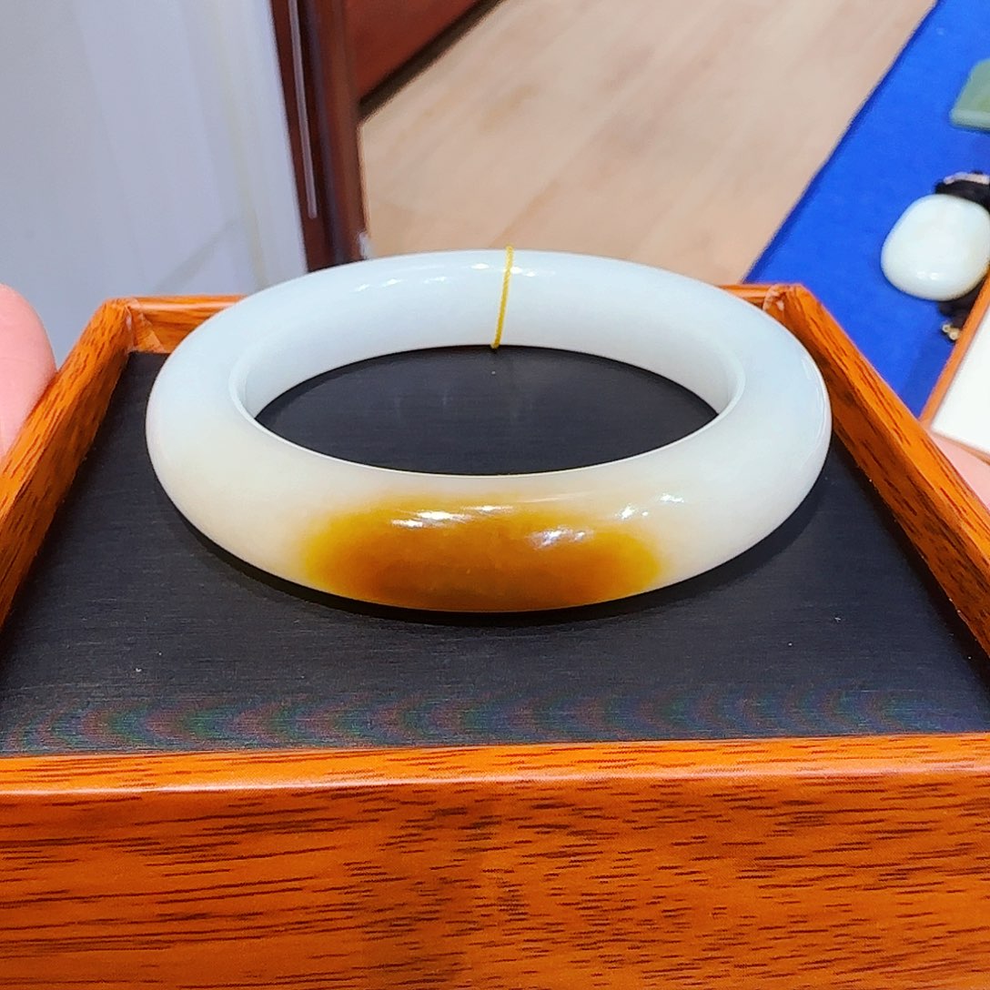 和田玉手镯未镶嵌崽*且末一口老红糖54