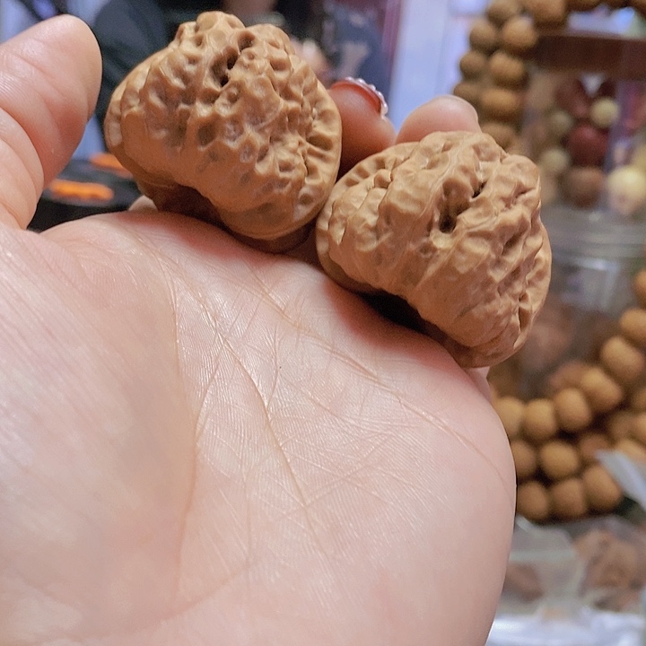 【闪购商品】文玩核桃把件39.5蛤蟆头油