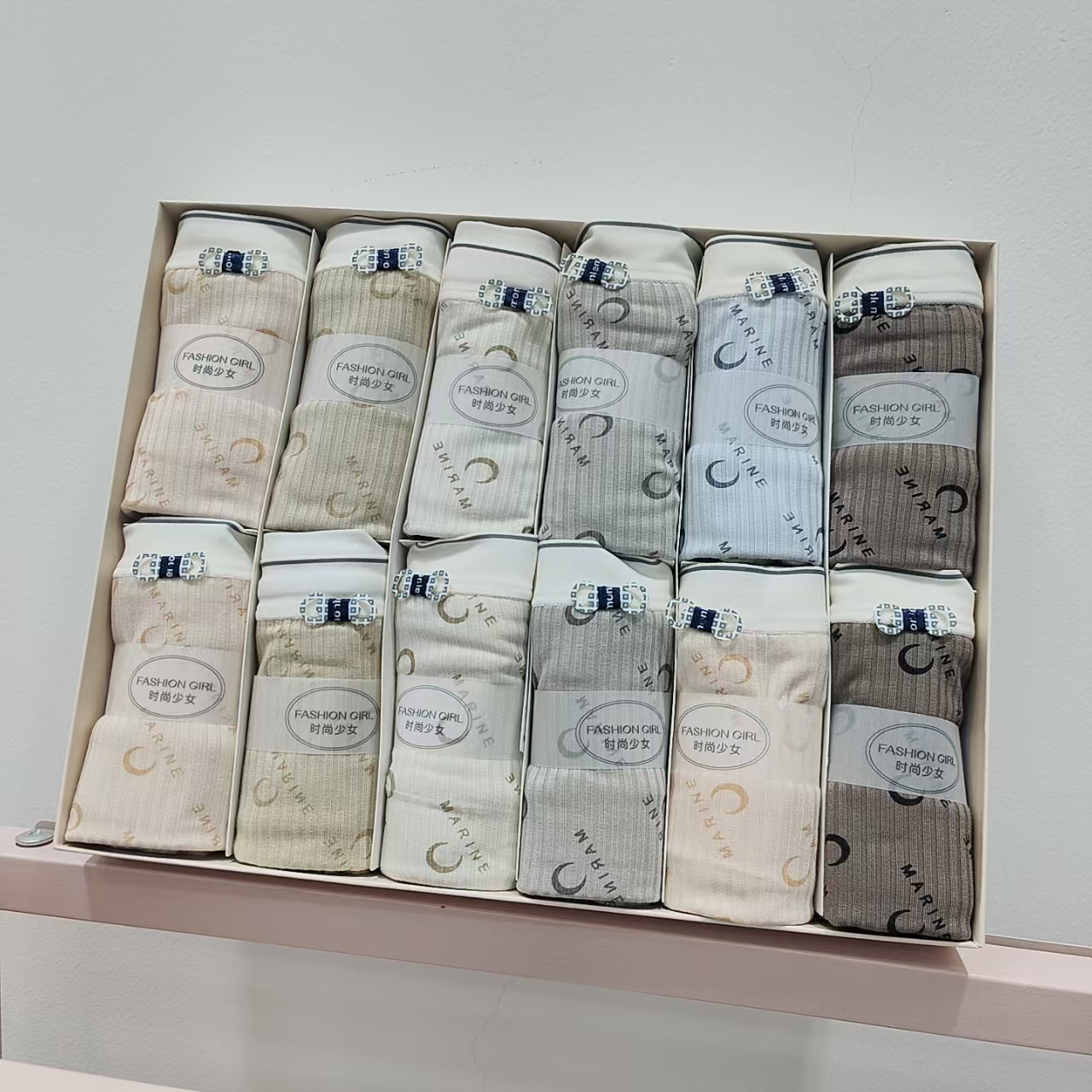 【3条】女士中高腰线条贴身裤60118